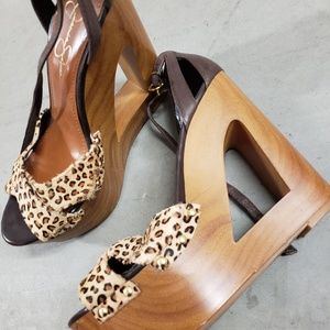 Leopard sandals